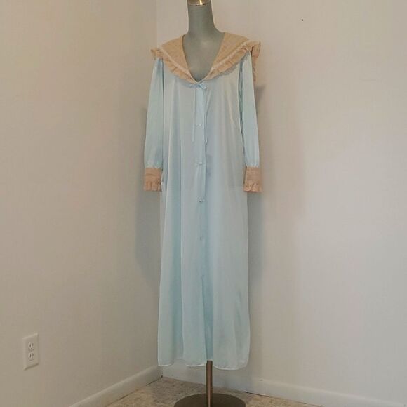 Slenders | Lace House Robe - Picture 1 of 9